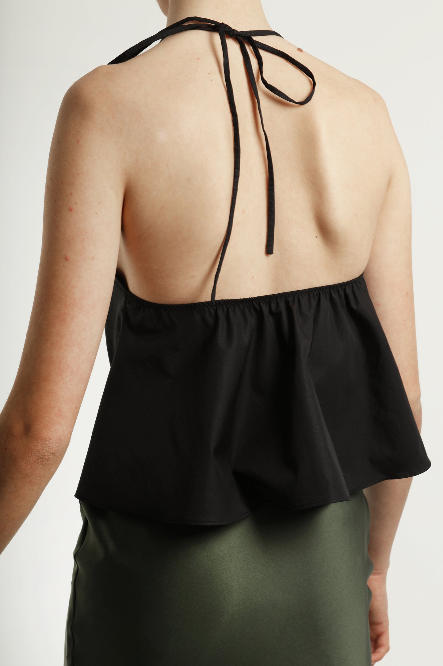 Top de verano negro de algodón