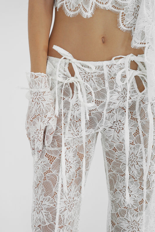 Pantalones rectos de encaje