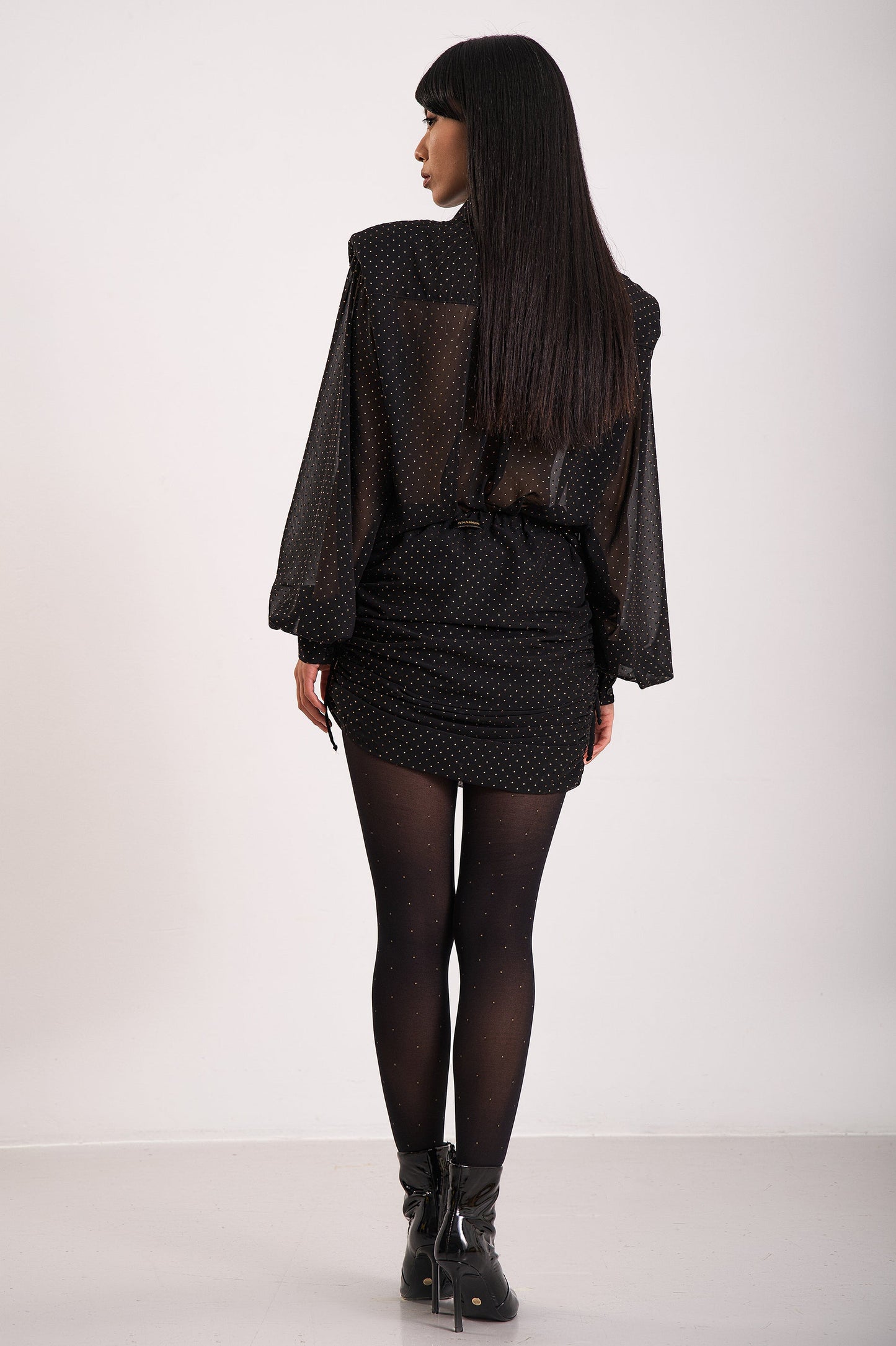 Falda fruncida con lunares dorados